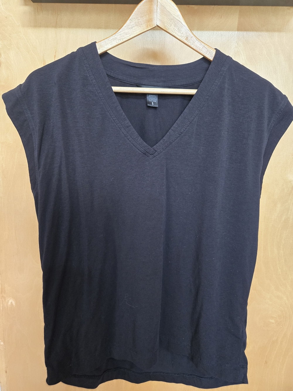 Athleta Avenue Tee Black